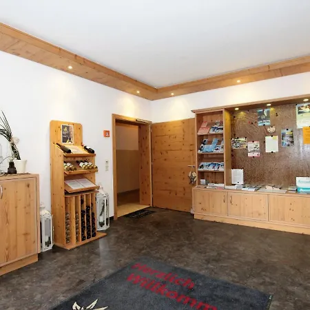 Appartement Christian-1 By Interhome